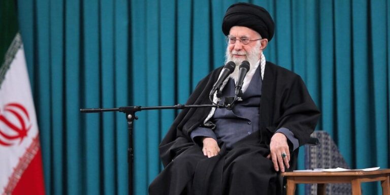 hamaney-dusmanlarin-plani-irani-bolmek-VDDW2bPC.jpg